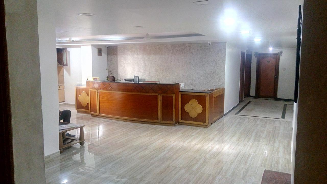 Rajshree Hotel Ahmedabad Exterior photo